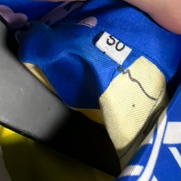 Gianni Versace Vintage Rare Yellow Japanese Mask Print Silk Shirt - Picture 11 of 13